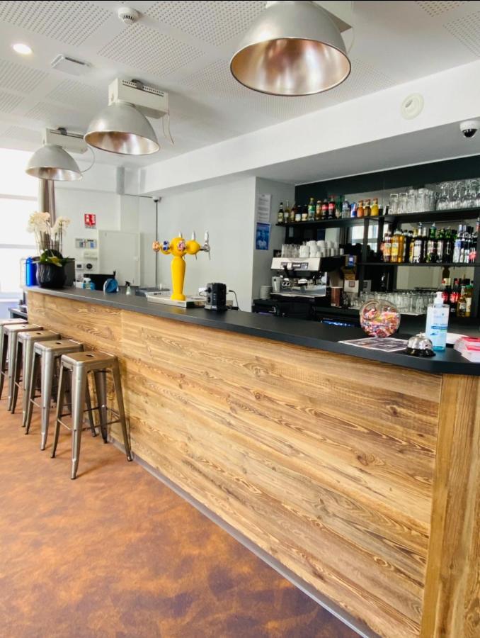 Hostel Flamingo Nimes Gare Centre Εξωτερικό φωτογραφία